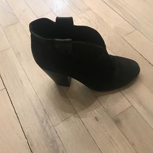 Vince Camuto Black Booties